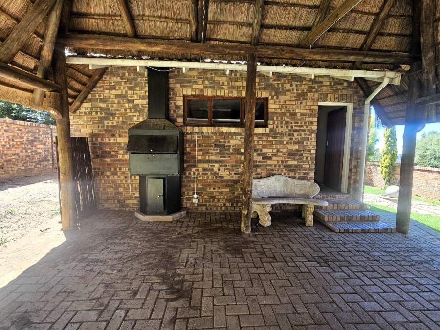 3 Bedroom Property for Sale in Pentagon Park Free State